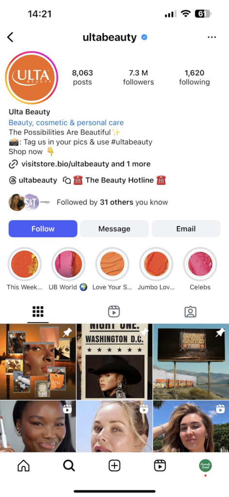 Example of branded hashtag in bio